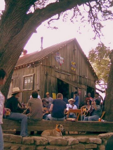 luckenbach1