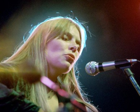 Mitchell_Joni_076_c_MOA.jpg